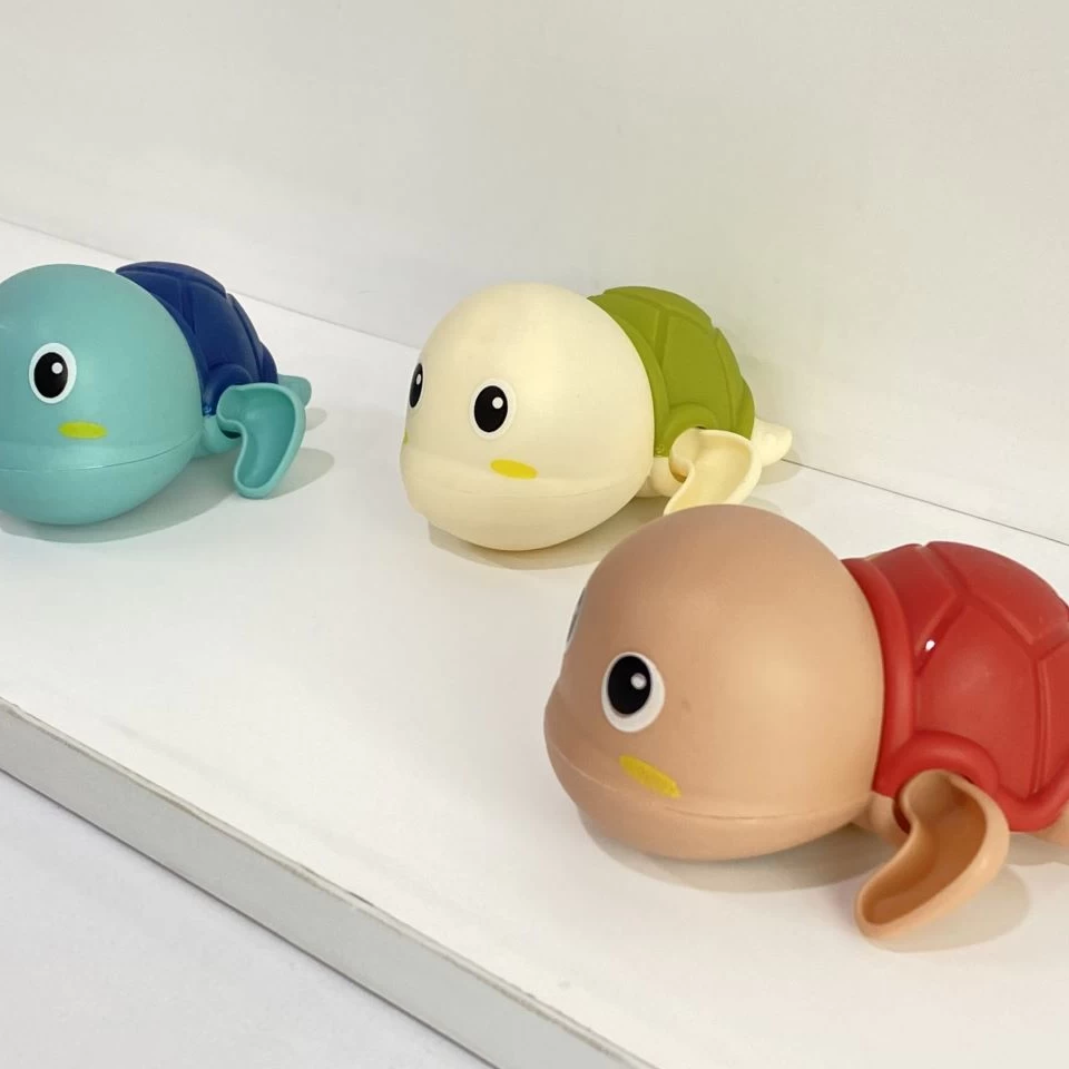 لاک پشت شناور