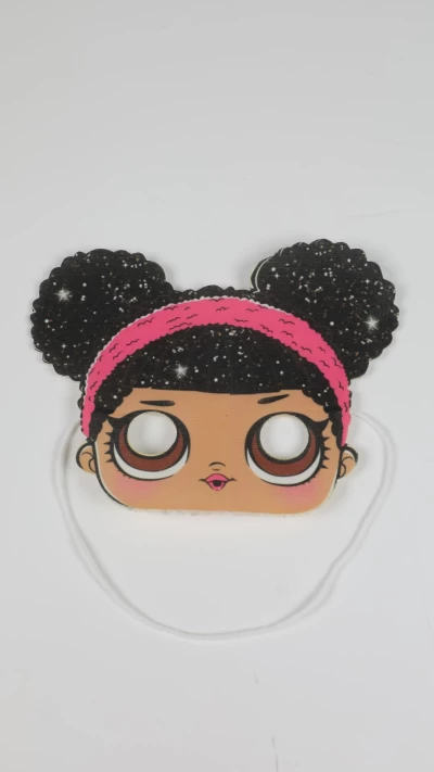 ماسک پارچه ای دختر مو مشکی