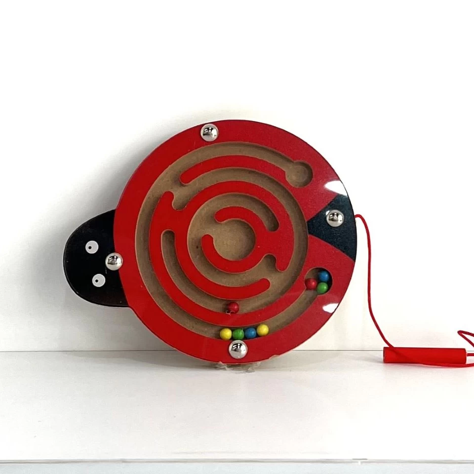 ماز چوبی کفشدوزک