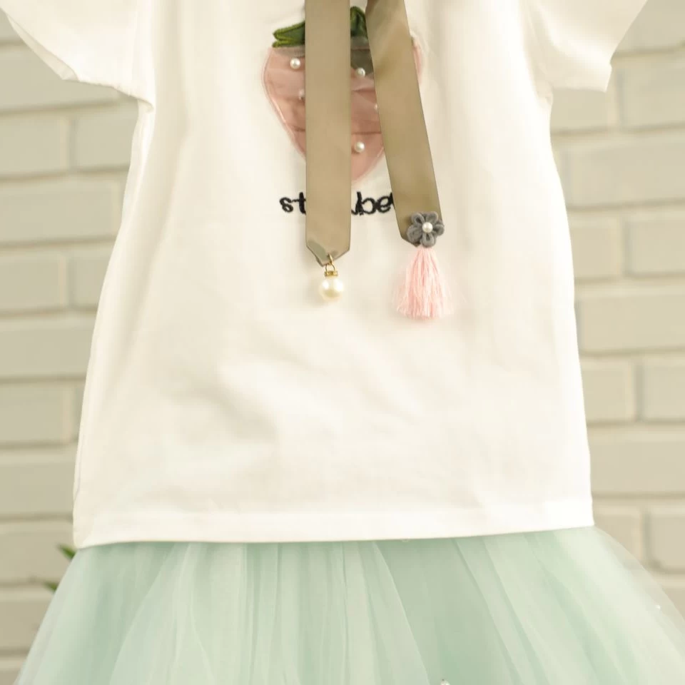 تیشرت توت فرنگی و دامن تور