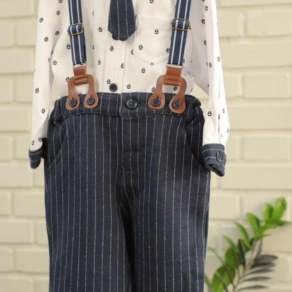 پیراهن و شلوار ساسبندی